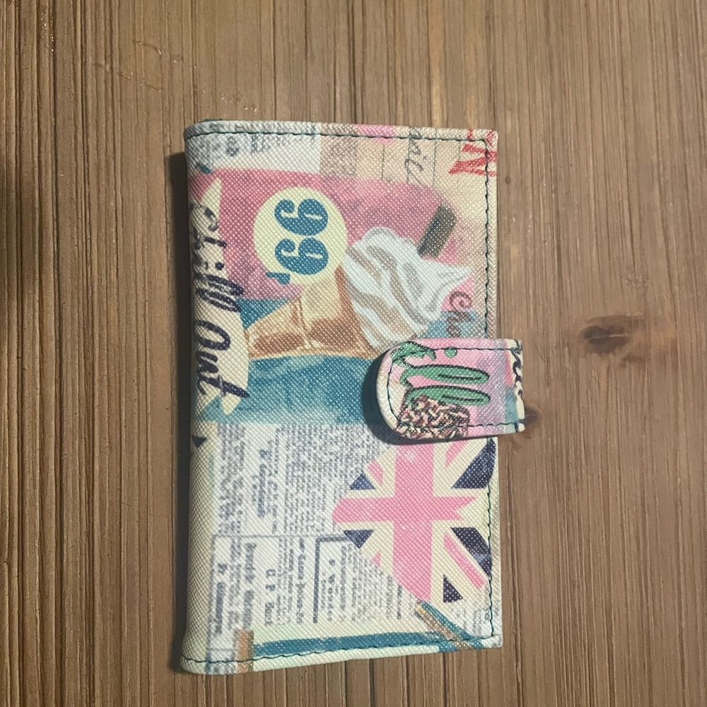 Small wallet for cards